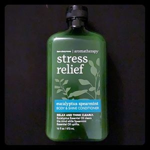 Bath and Body Works Stress Relief Conditioner
